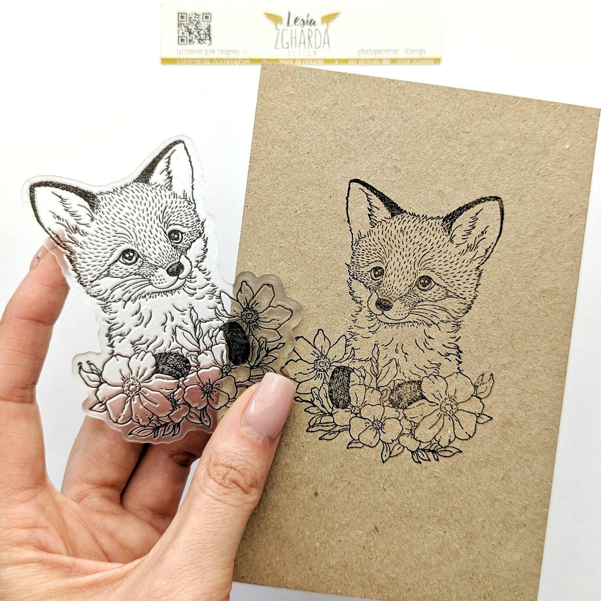 Lesia Zgharda Clear Stamp "Fox Cub with Flowers"
