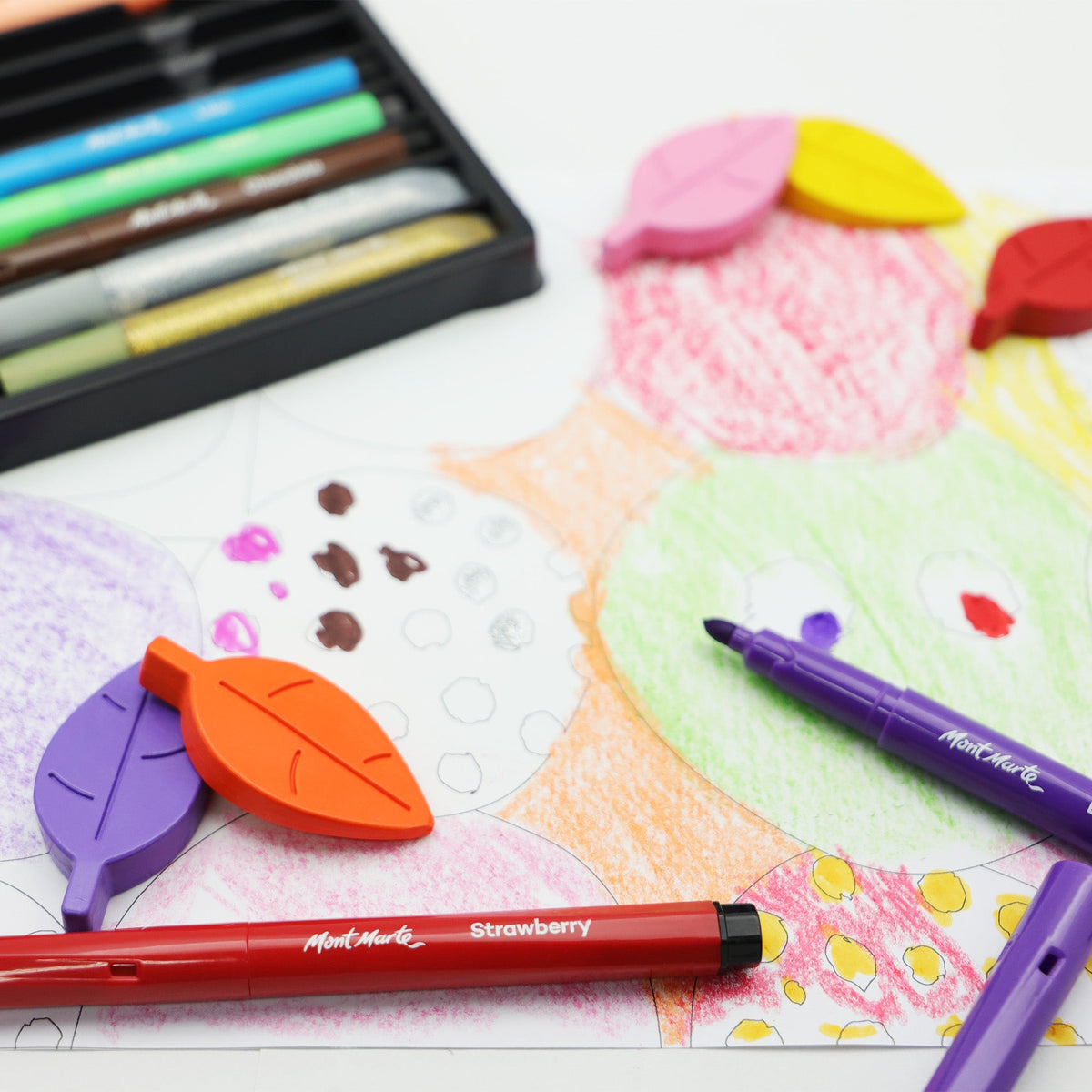 xx Mont Marte Kids - Scented Colouring And Paint Art Set 18pc