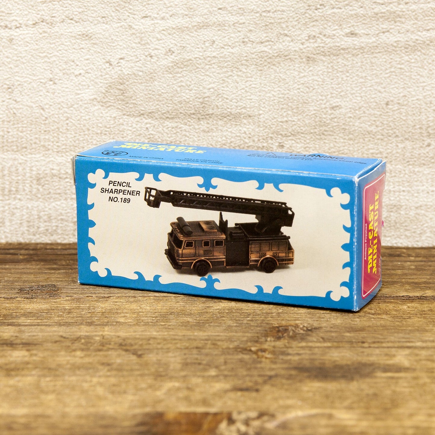 ANTIQUE FIRE ENGINE Novelty Antique Pencil Sharpener