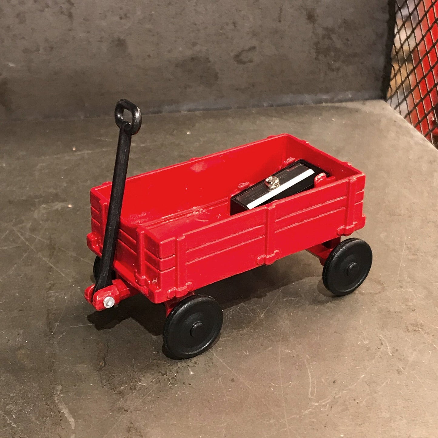 LITTLE RED WAGON Novelty Antique Pencil Sharpener