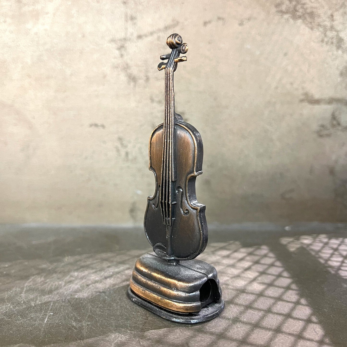 CELLO DISPLAY Novelty Antique Pencil Sharpener