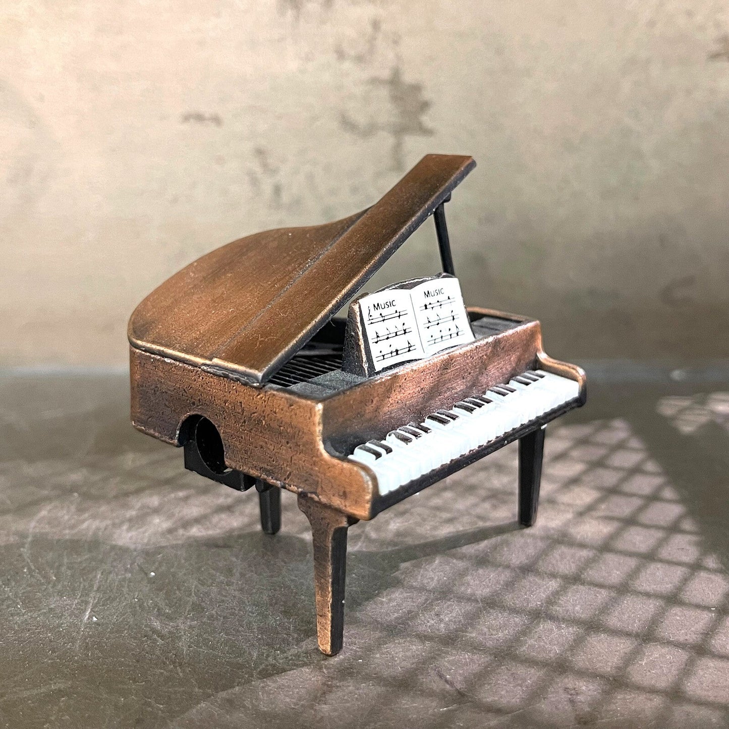 GRAND PIANO Novelty Antique Pencil Sharpener