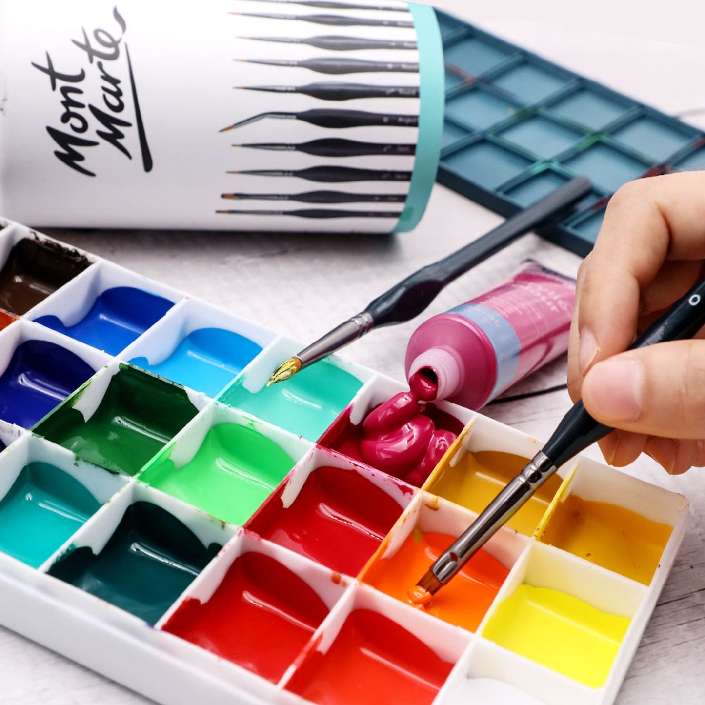Mont Marte Detailer Paint Brush Set - Taklon Bristle Detailer Collection 15pc