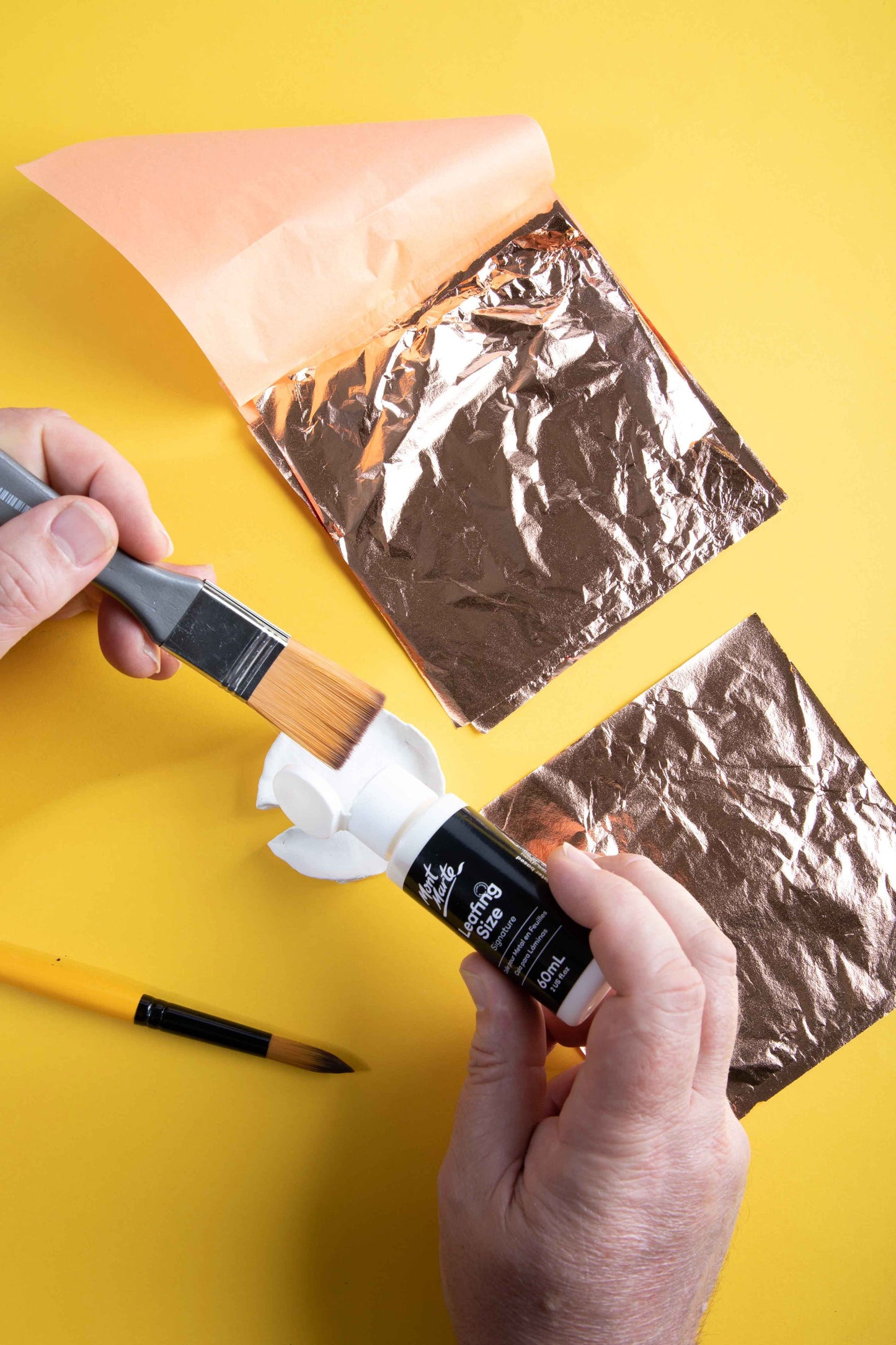 Mont Marte Adhesive - Leafing Size 60ml