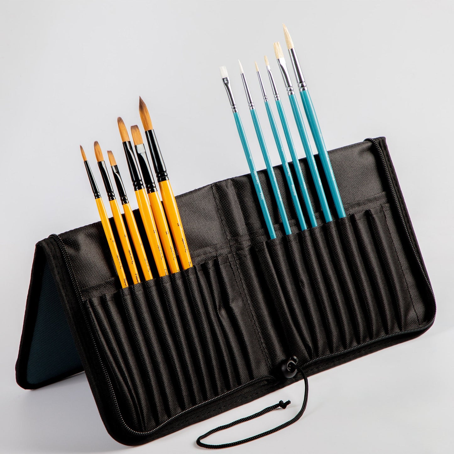 Mont Marte Zippered Brush Wallet 22 Slots