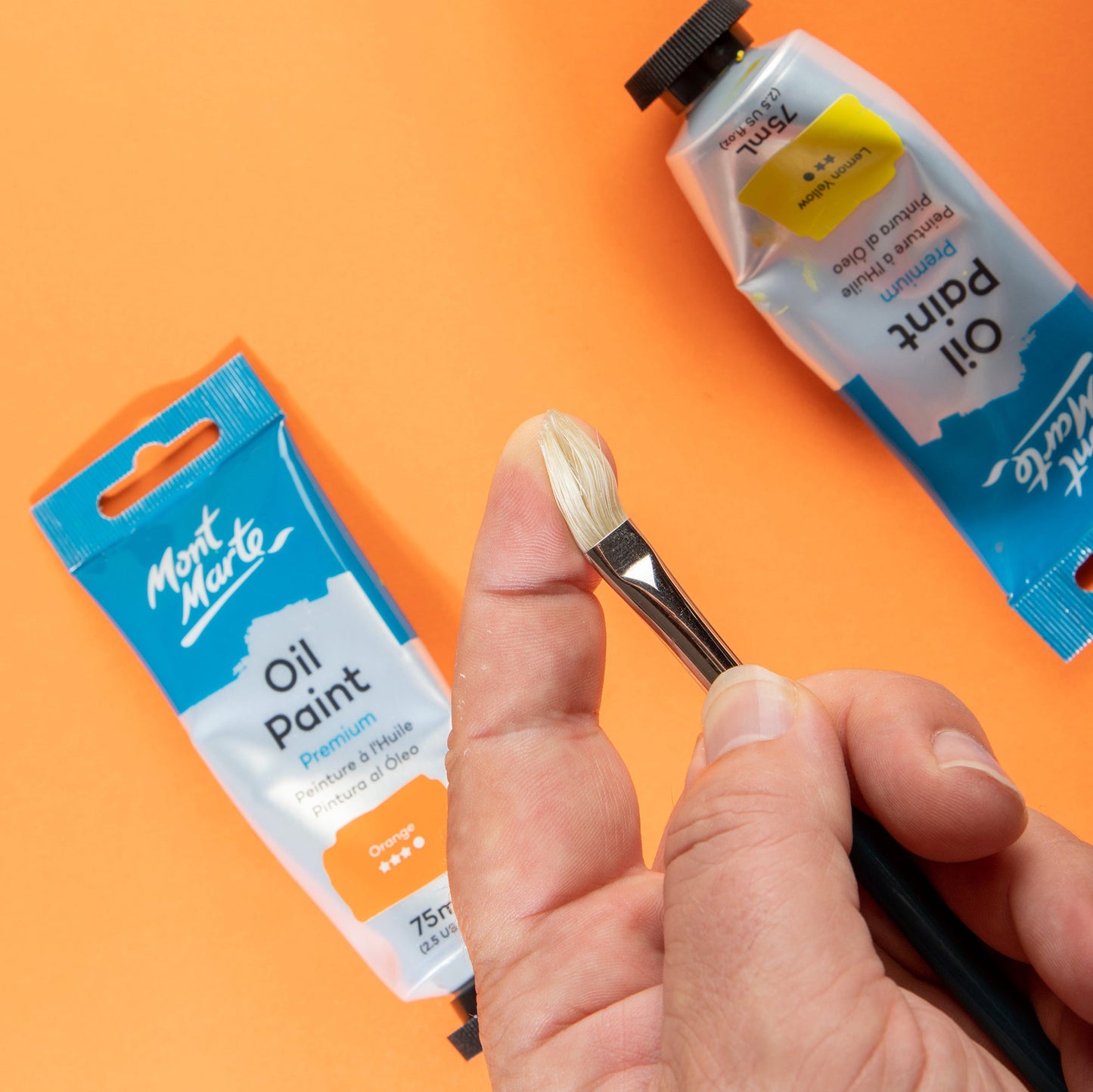 Mont Marte Artist Brush Oil Chungking Filbert 6