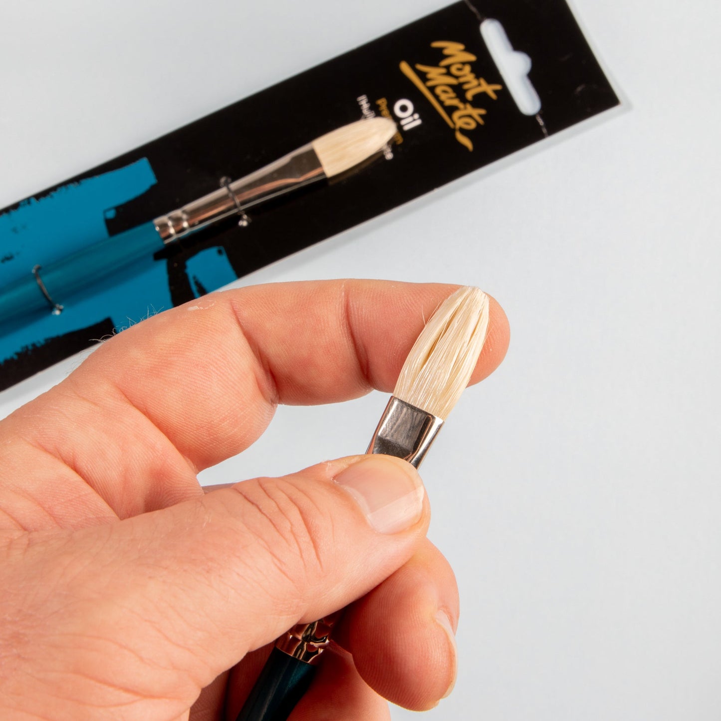Mont Marte Artist Brush Oil Chungking Filbert 10
