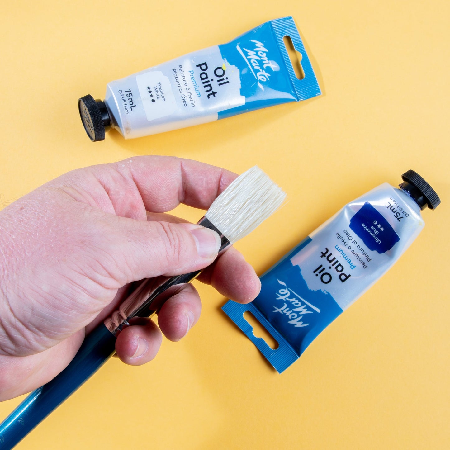 Mont Marte Artist Brush Oil Chungking Flat 24