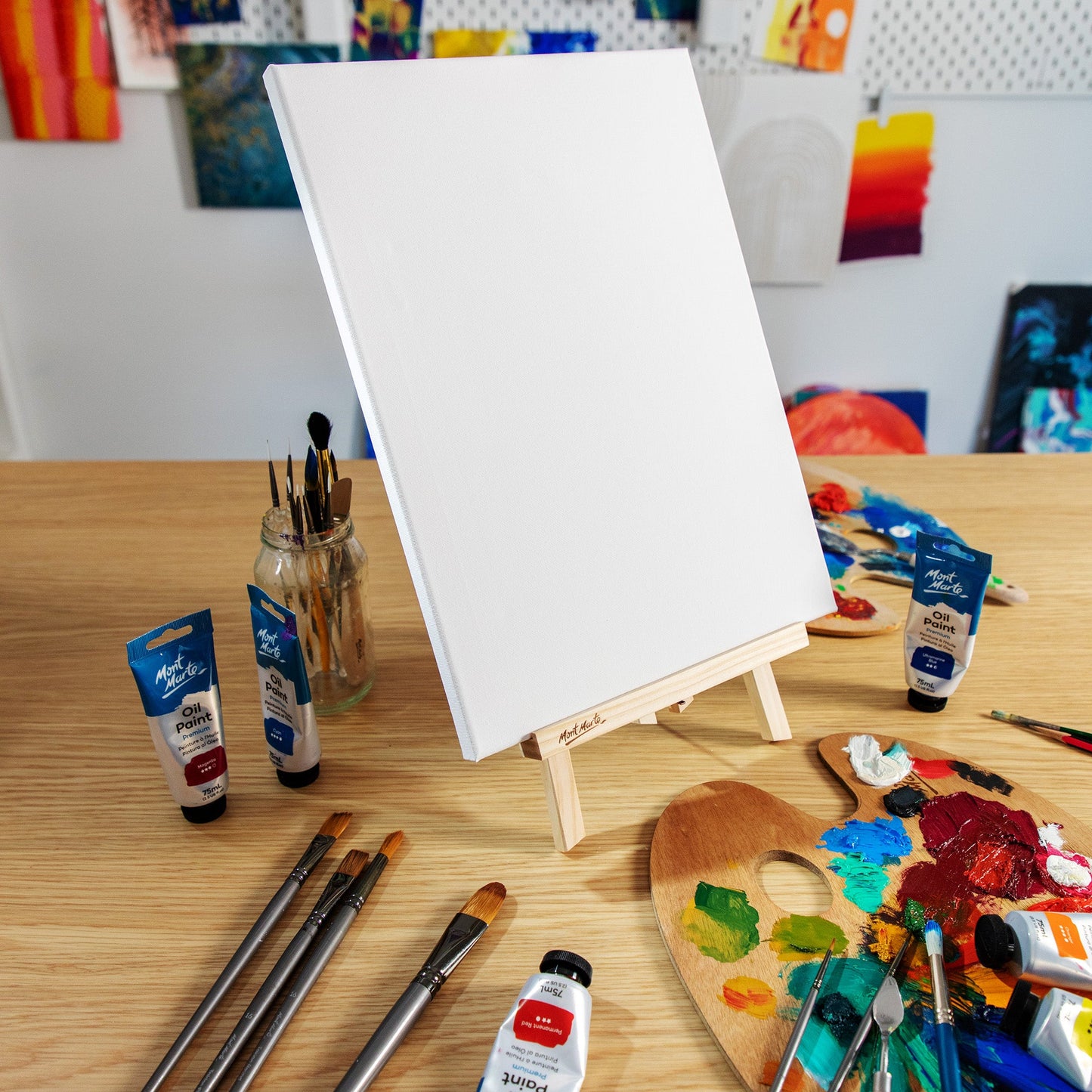 Mont Marte Discovery Easel with Canvas 30x40cm - Large