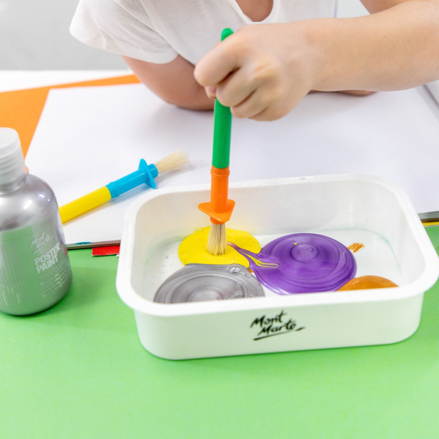 Mont Marte Kids - Hobby Brushes with Rest Pk2