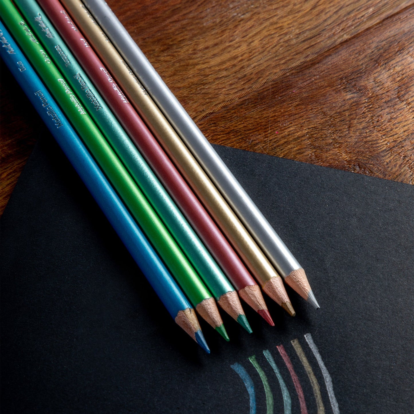 Mont Marte Metallic Colouring Set 28pc - Pencils, Markers and More