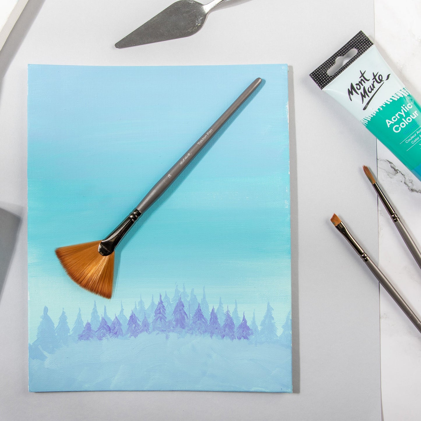 Mont Marte Artist Brush Acrylic Taklon Fan 14