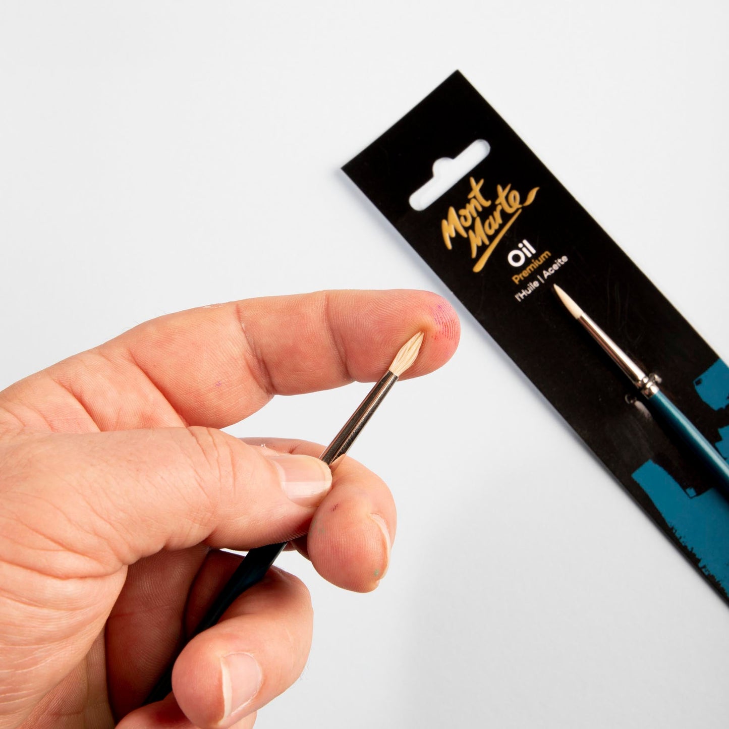 Mont Marte Artist Brush Oil Chungking Round 0