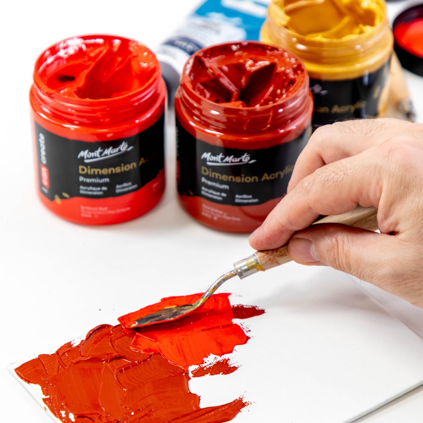 Mont Marte Dimension Acrylic Paint 250mls - Brilliant Red