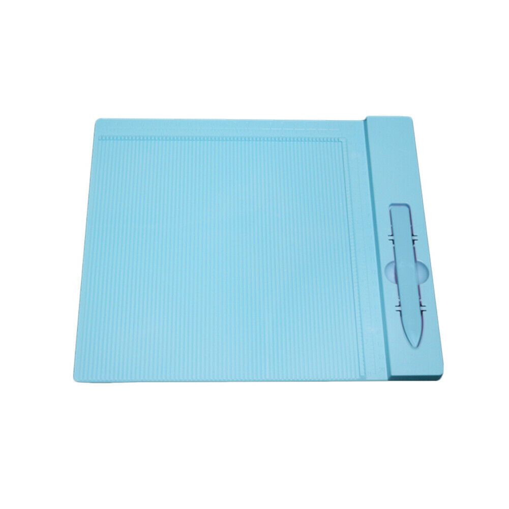CD Medium Scoring Board with Folding Tool