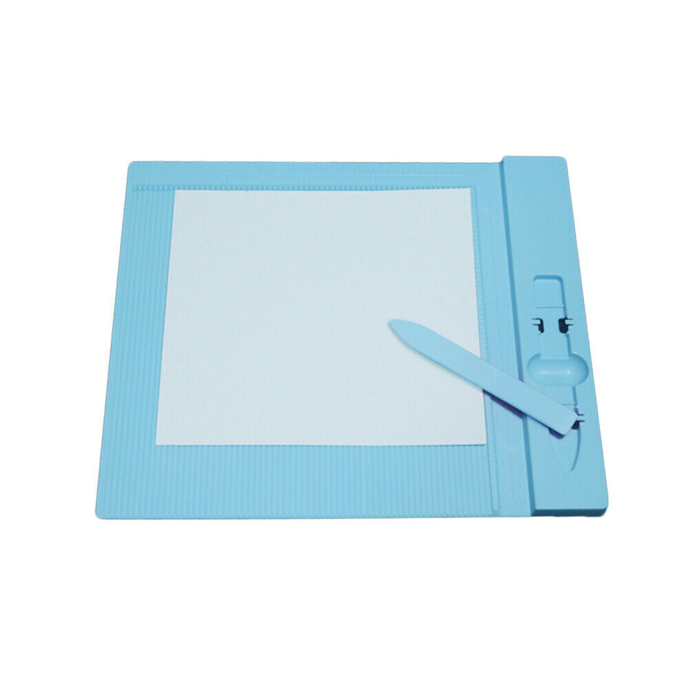 CD Medium Scoring Board with Folding Tool